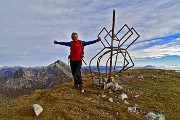 47 Alla croce di Cima Menna con vista in Arera-Corna Piana
